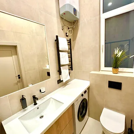 Navi Jozsef Budapest