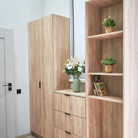 Navi Jozsef Lejlighed